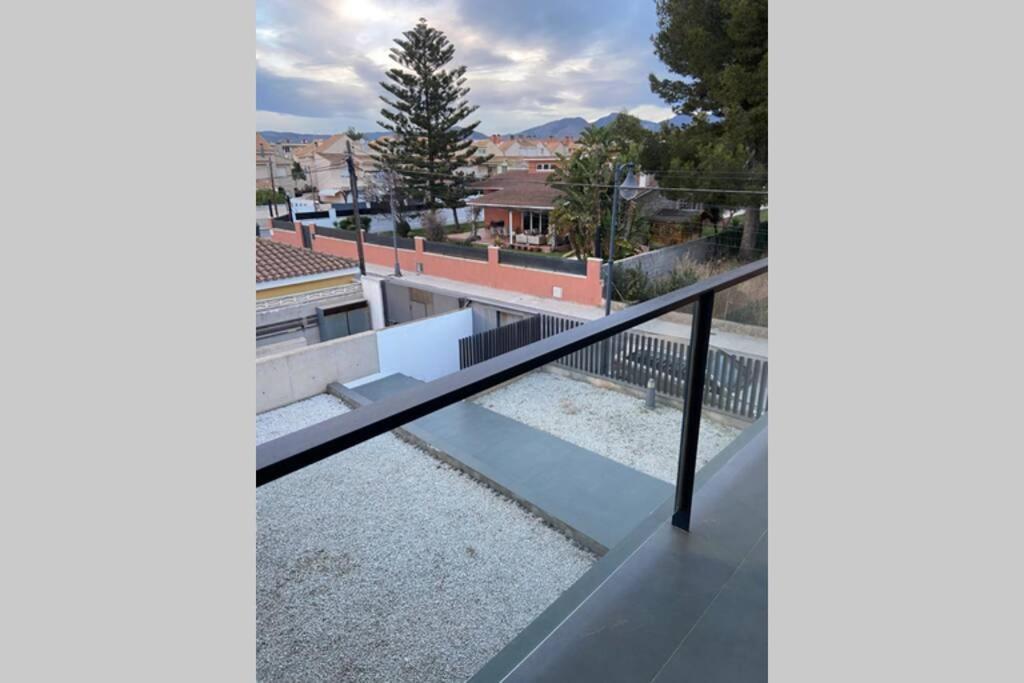 Modern Villa With Private Pool/ 400M To The Beach เกรา เด กัสเตยอน ภายนอก รูปภาพ