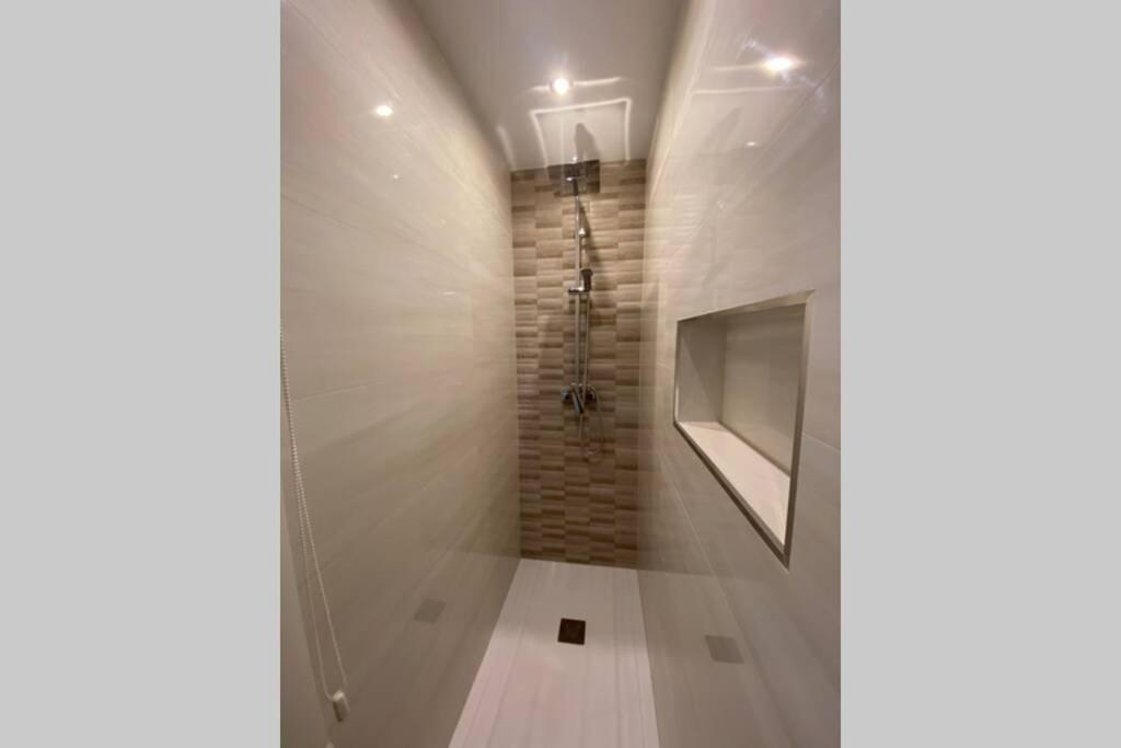 Modern Villa With Private Pool/ 400M To The Beach เกรา เด กัสเตยอน ภายนอก รูปภาพ